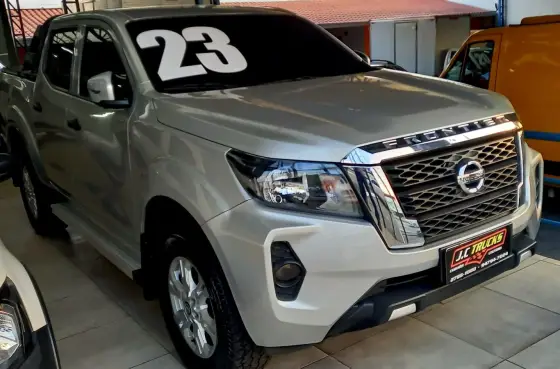 NISSAN FRONTIER 2.3 16V TURBO DIESEL SE CD 4X4 AUTOMÁTICO