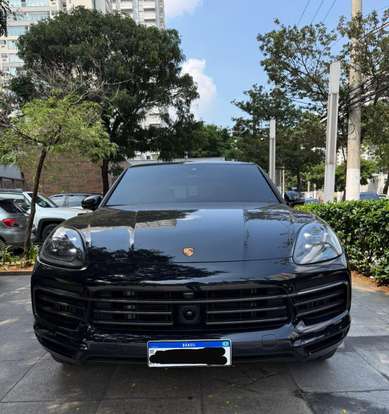 PORSCHE-CAYENNE-2023