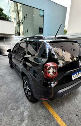 RENAULT-DUSTER-2021