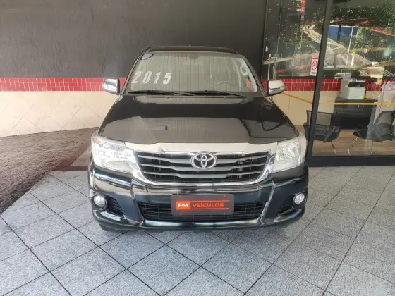 TOYOTA HILUX 2.7 SRV 4X2 CD 16V FLEX 4P AUTOMÁTICO