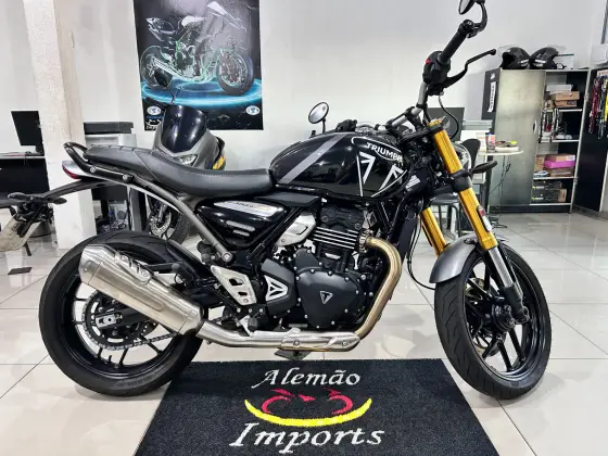 TRIUMPH SPEED 400 