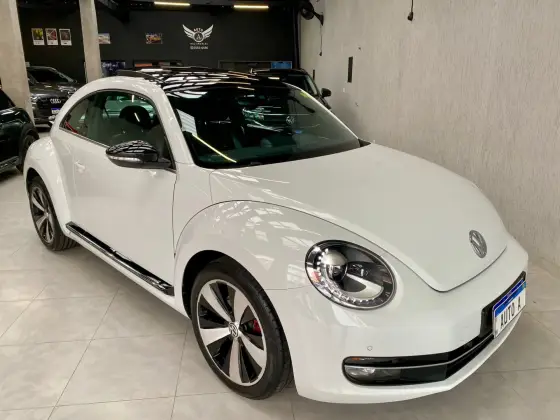 VOLKSWAGEN FUSCA 2.0 TSI 16V GASOLINA 2P AUTOMÁTICO