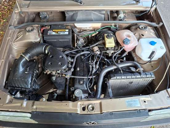 VOLKSWAGEN-GOL-1.6 CL 8V GASOLINA 2P MANUAL VOLKSWAGEN-GOL-1992