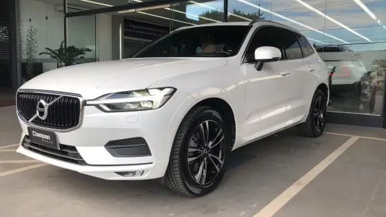 VOLVO XC60 2.0 D5 DIESEL MOMENTUM AWD GEARTRONIC