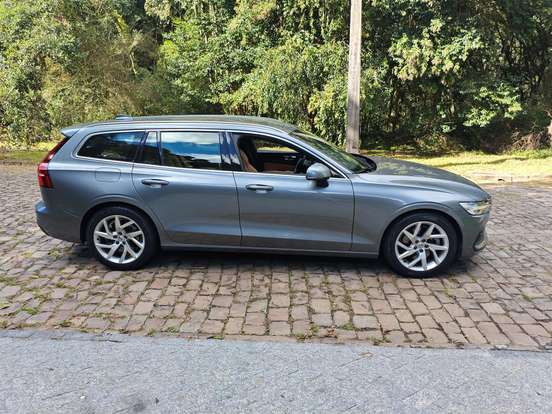 VOLVO-V60-2.0 T5 GASOLINA MOMENTUM GEARTRONIC VOLVO-V60-2019