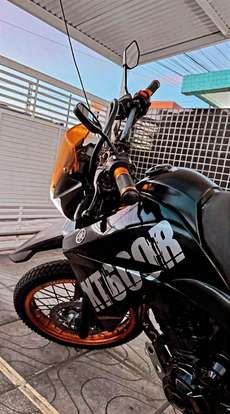 YAMAHA-XT 660R-2009