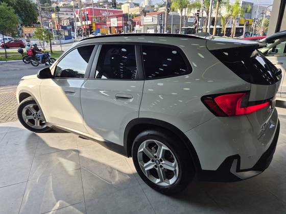 /en/city/cate-car-used-car/bmw-x1-2023-1-5-12v-turbo-gasoline-sdrive18i-gp-steptronic-44070913839268864/-5