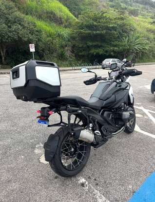 BMW-R 1300 GS TRIPLE BLACK-2024