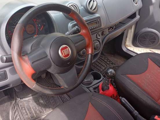 FIAT-UNO-1.4 SPORTING 8V FLEX 4P MANUAL FIAT-UNO-2012