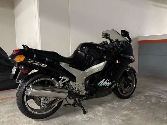 KAWASAKI-NINJA ZX-11 KAWASAKI-NINJA ZX-11-1995