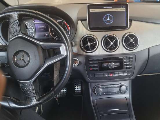 MERCEDES-BENZ-B 200-1.6 SPORT TURBO GASOLINA 4P AUTOMÁTICO MERCEDES-BENZ-B 200-2013
