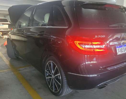 MERCEDES-BENZ-B 200-2013