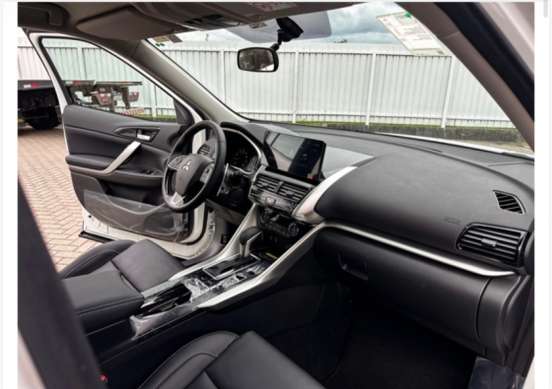 MITSUBISHI-ECLIPSE CROSS-1.5 MIVEC TURBO GASOLINA HPE CVT MITSUBISHI-ECLIPSE CROSS-2026