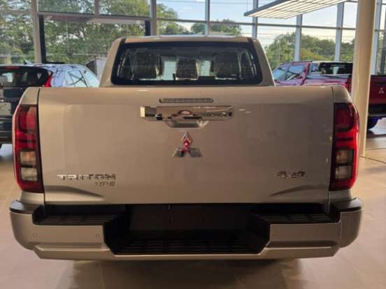 MITSUBISHI-TRITON-2.4 BITURBO DIESEL CD HPE 4X4 AUTOMÁTICO MITSUBISHI-TRITON-2026