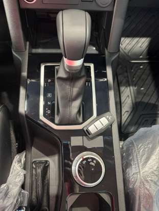 MITSUBISHI-TRITON-2026