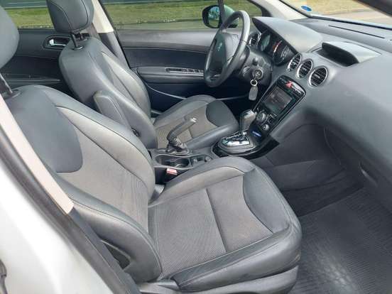 PEUGEOT-308-2.0 ALLURE 16V FLEX 4P AUTOMÁTICO PEUGEOT-308-2015