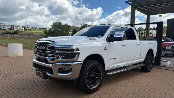 RAM 2500 6.7 I6 TURBO DIESEL LARAMIE CD 4X4 AUTOMÁTICO