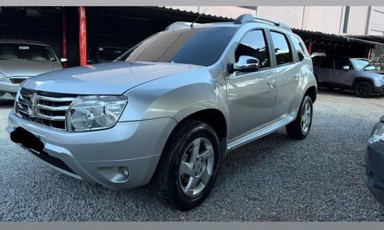 RENAULT DUSTER 2.0 DYNAMIQUE 4X2 16V FLEX 4P AUTOMÁTICO