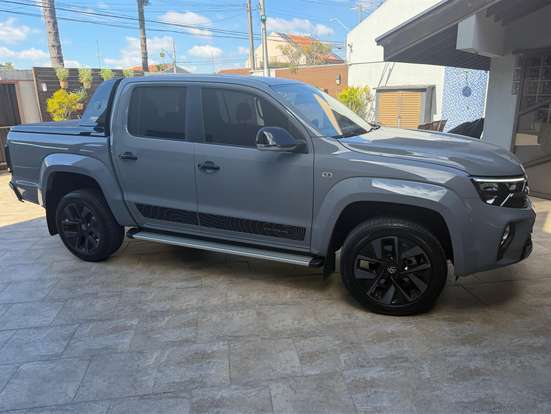 VOLKSWAGEN-AMAROK-3.0 V6 TDI DIESEL EXTREME CD 4MOTION AUTOMÁTICO VOLKSWAGEN-AMAROK-2025