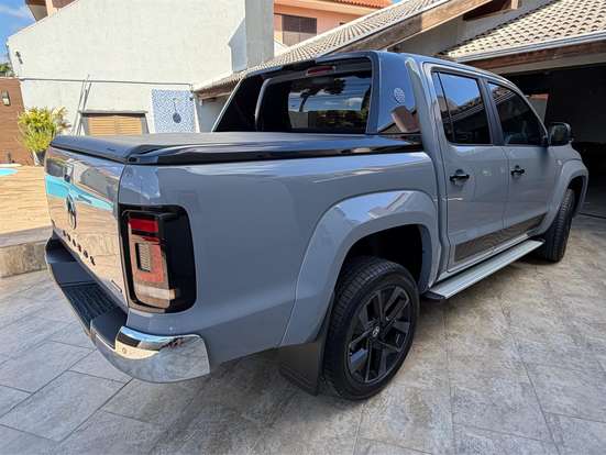 VOLKSWAGEN-AMAROK-3.0 V6 TDI DIESEL EXTREME CD 4MOTION AUTOMÁTICO VOLKSWAGEN-AMAROK-2025