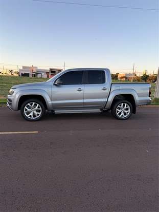 VOLKSWAGEN-AMAROK-2022