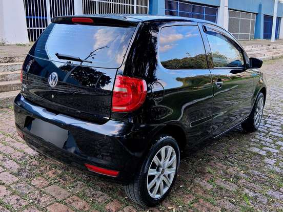 VOLKSWAGEN-FOX-1.0 MI 8V FLEX 2P MANUAL VOLKSWAGEN-FOX-2010