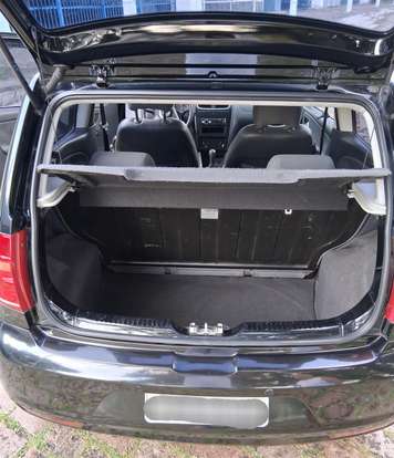 VOLKSWAGEN-FOX-2010