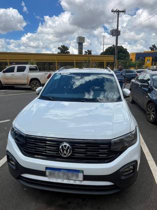 VOLKSWAGEN T-CROSS 1.0 200 TSI TOTAL FLEX COMFORTLINE AUTOMÁTICO