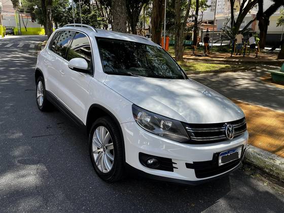 VOLKSWAGEN TIGUAN 2.0 TSI 16V TURBO GASOLINA 4P TIPTRONIC