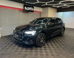 AUDI E-TRON ELÉTRICO SPORTBACK PERFORMANCE BLACK QUATTRO AUDI E-TRON ELÉTRICO SPORTBACK PERFORMANCE BLACK QUATTRO