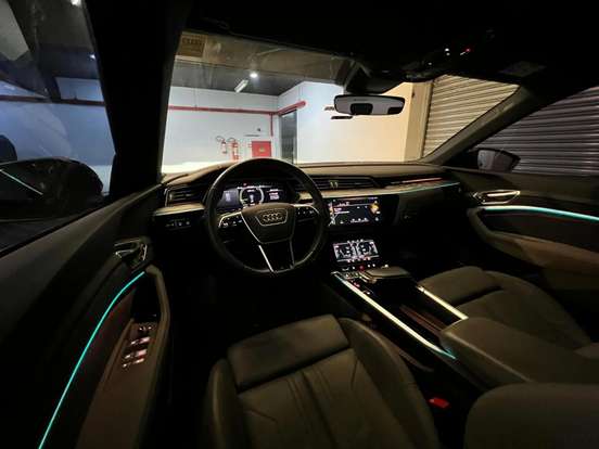 AUDI-E-TRON-ELÉTRICO SPORTBACK PERFORMANCE BLACK QUATTRO AUDI-E-TRON-2022