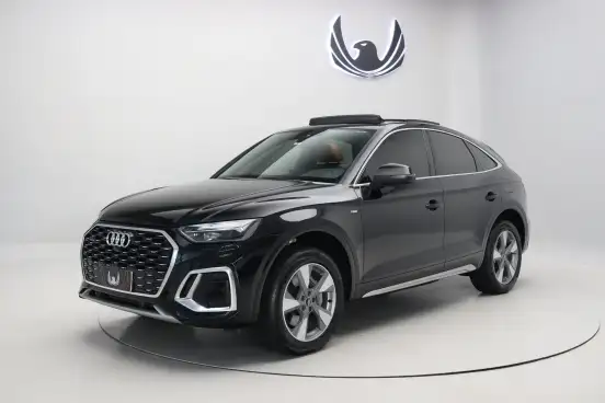 AUDI-Q5-2022