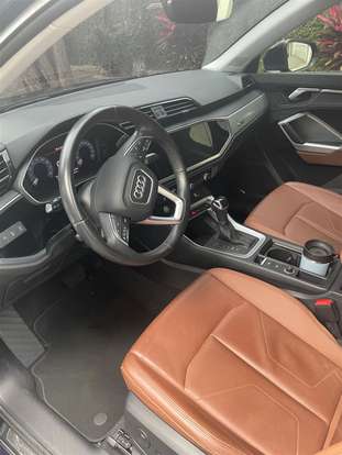 AUDI-Q3-2020
