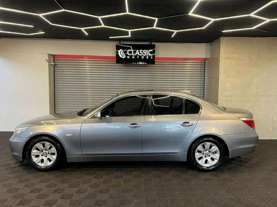 BMW-530i-3.0 SEDAN 24V GASOLINA 4P AUTOMÁTICO BMW-530i-2003