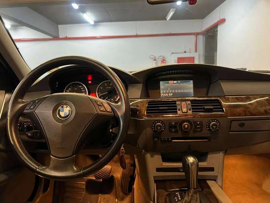 BMW-530i-3.0 SEDAN 24V GASOLINA 4P AUTOMÁTICO BMW-530i-2003