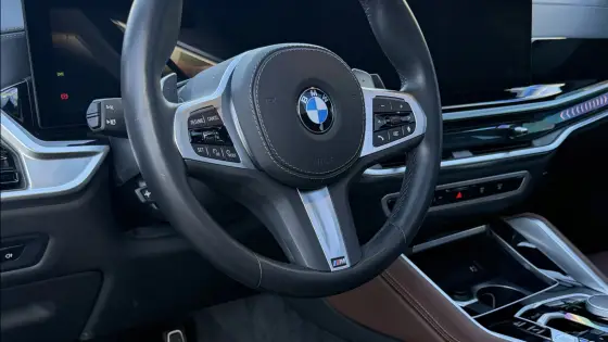 /en/city/cate-car-used-car/bmw-x6-2025-3-0-twinpower-gasoline-xdrive40i-m-sport-automatic-44061190488392704/-6