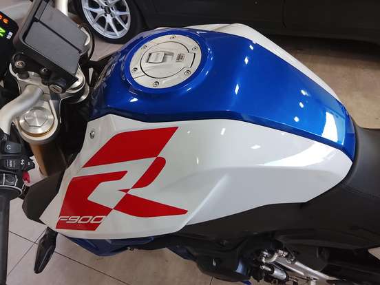 BMW-F 900 R SPORT PLUS-2024