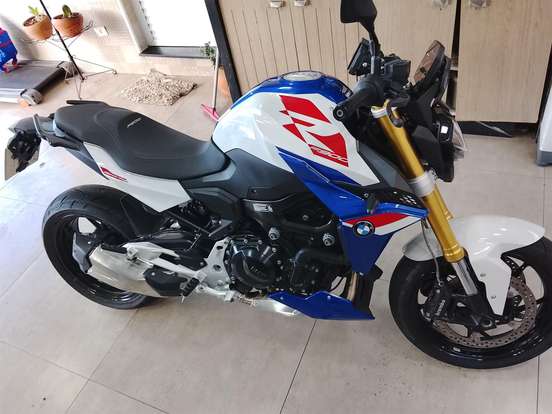 BMW-F 900 R SPORT PLUS-2024