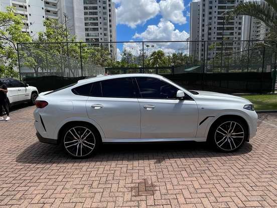 BMW-X6-3.0 TWINPOWER GASOLINA XDRIVE40I M SPORT AUTOMÁTICO BMW-X6-2024