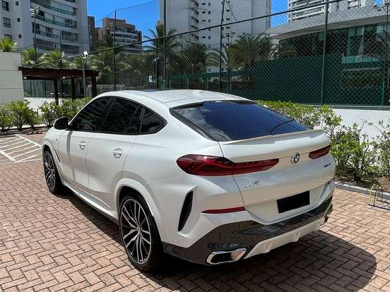 BMW-X6-3.0 TWINPOWER GASOLINA XDRIVE40I M SPORT AUTOMÁTICO BMW-X6-2024