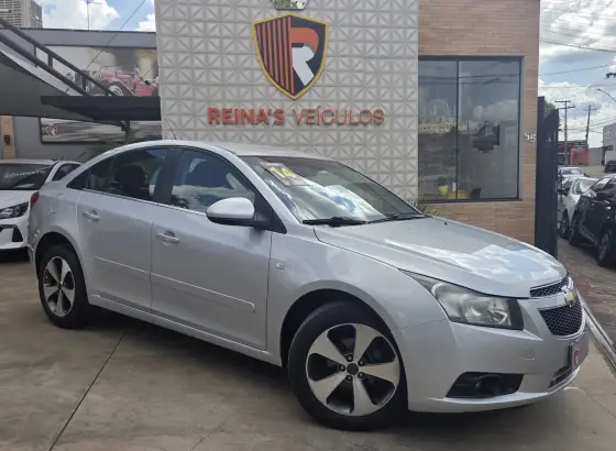 CHEVROLET CRUZE 1.8 LT 16V FLEX 4P AUTOMÁTICO CHEVROLET CRUZE 1.8 LT 16V FLEX 4P AUTOMÁTICO