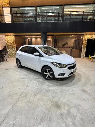 CHEVROLET ONIX 1.4 MPFI LTZ 8V FLEX 4P AUTOMÁTICO