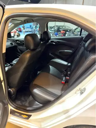 CHEVROLET-ONIX-1.4 MPFI LTZ 8V FLEX 4P AUTOMÁTICO CHEVROLET-ONIX-2017