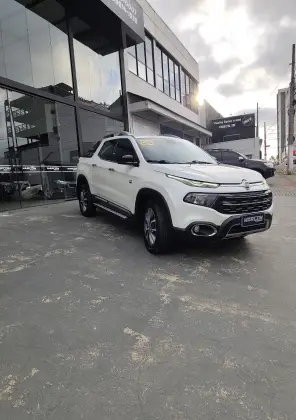 FIAT TORO 2.0 16V TURBO DIESEL VOLCANO 4WD AT9