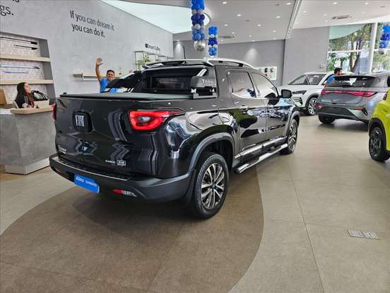FIAT-TORO-2023
