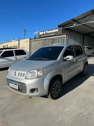 FIAT UNO 1.0 EVO VIVACE 8V FLEX 4P MANUAL