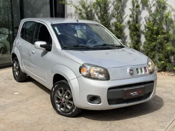 FIAT UNO 1.0 EVO VIVACE 8V FLEX 4P MANUAL