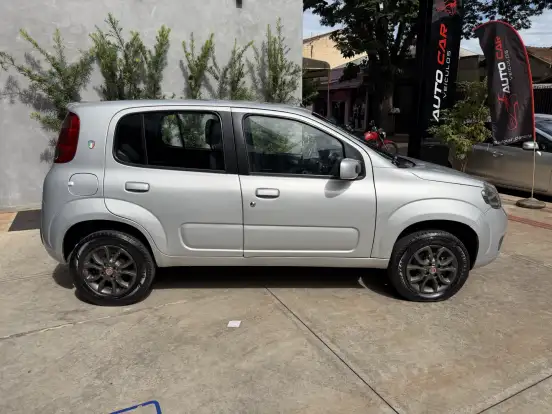 FIAT-UNO-1.0 EVO VIVACE 8V FLEX 4P MANUAL FIAT-UNO-2013