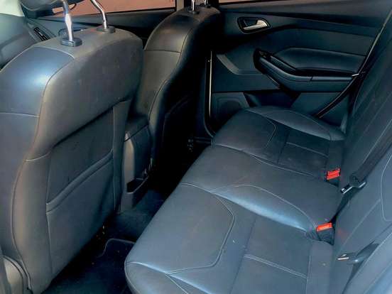 FORD-FOCUS-2.0 SE PLUS 16V FLEX 4P POWERSHIFT FORD-FOCUS-2015