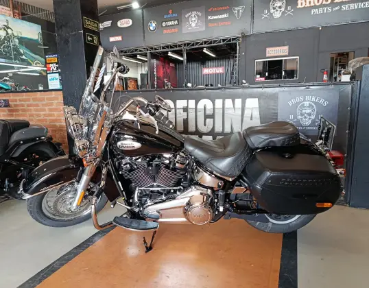 HARLEY-DAVIDSON SOFTAIL HERITAGE CLASSIC 114 